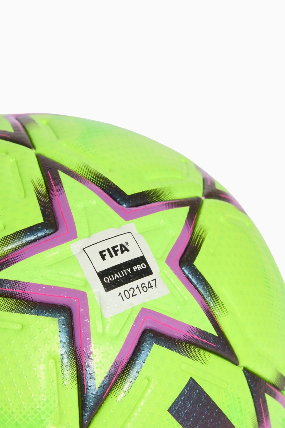 Футбольный мяч adidas UCL Pro Winter 26/27 размер 5 - зеленый