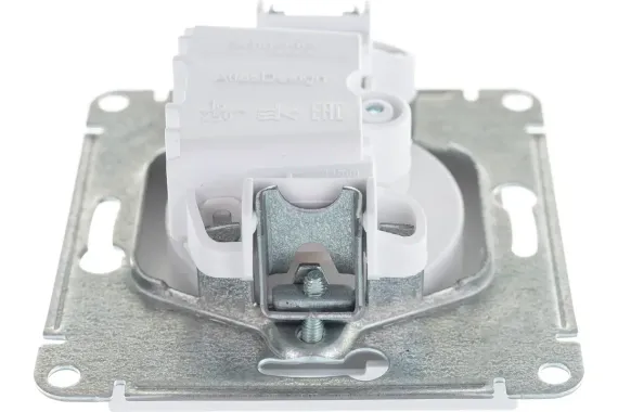 Розетка Systeme Electric ATLASDESIGN без заземления белая 35962