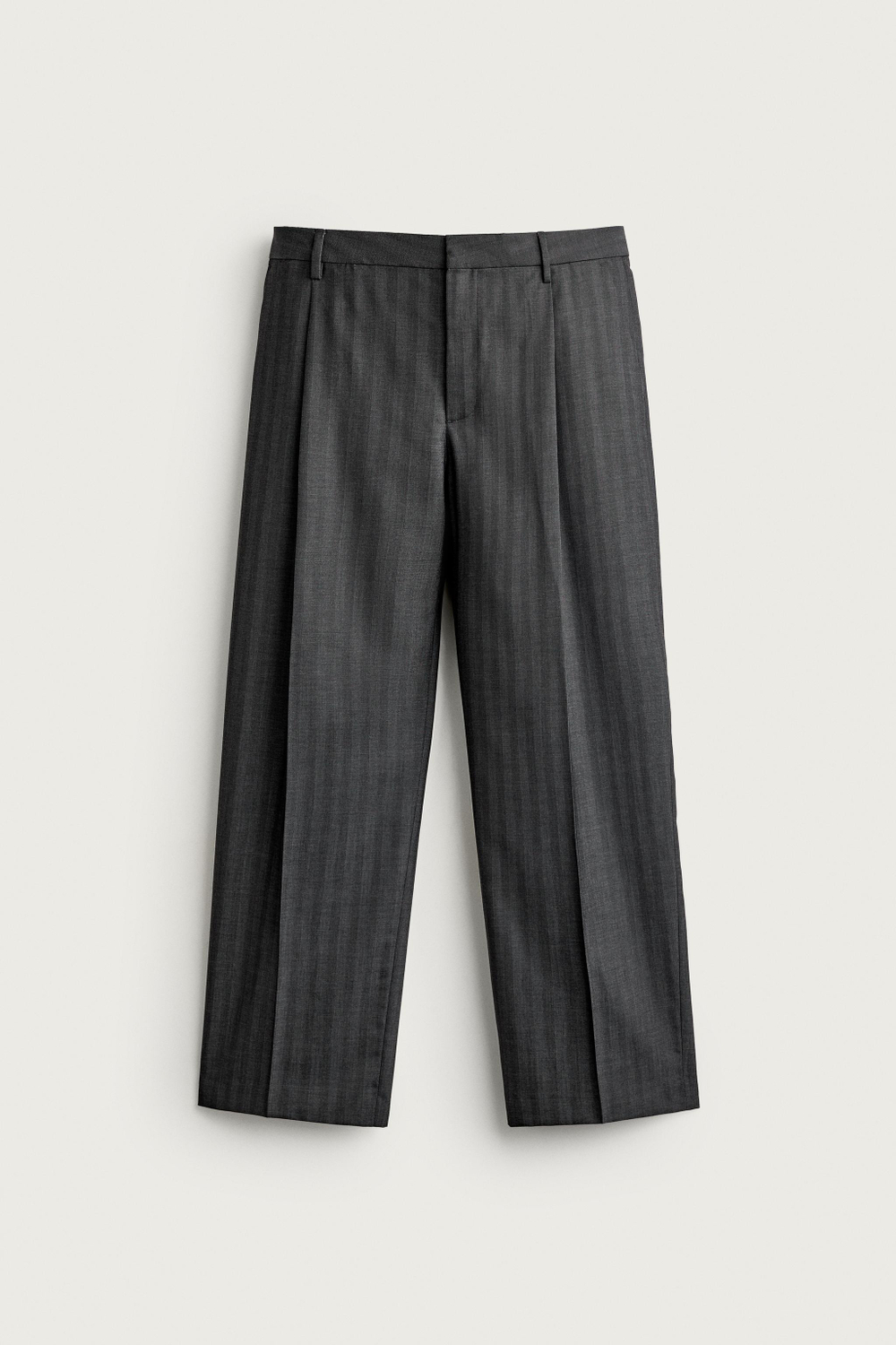 БРЮКИ RELAXED FIT В ПОЛОСКУ СО СКЛАДКАМИ — ZARA