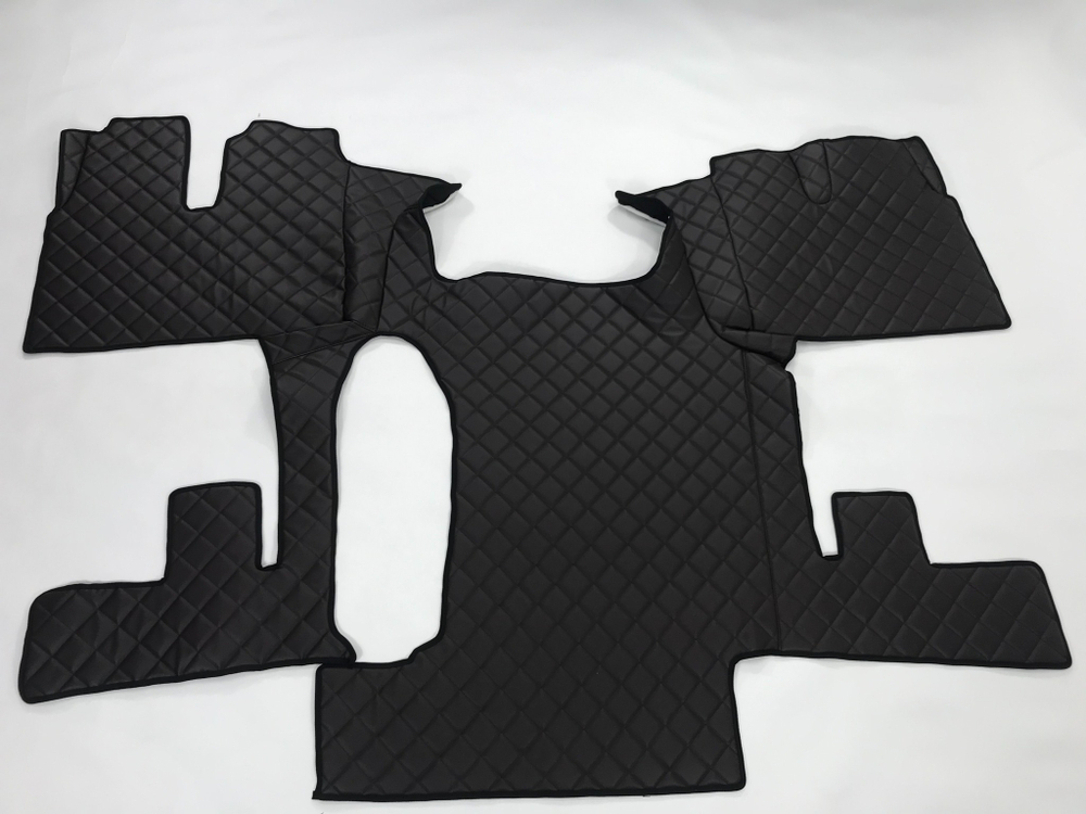 Коврики стеганые из искусственной кожи 83 SITRAK G7 (Польша)