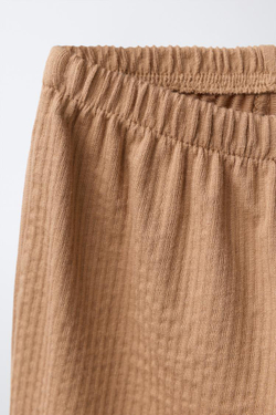 ZARA ОДНОТОННЫЕ РЕЛЬЕФНЫЕ БРЮКИ, КОРИЧНЕВЫЙ