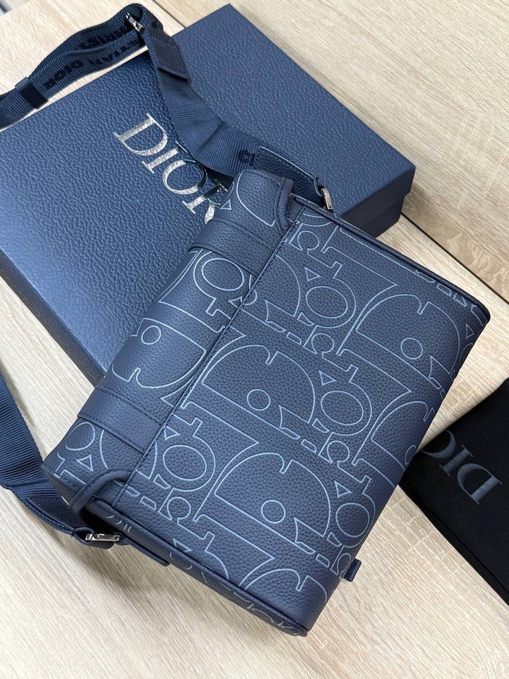 Сумка через плечо Christian Dior