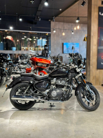 Royal Enfield Super Meteor 650 Astral Blue (Base)