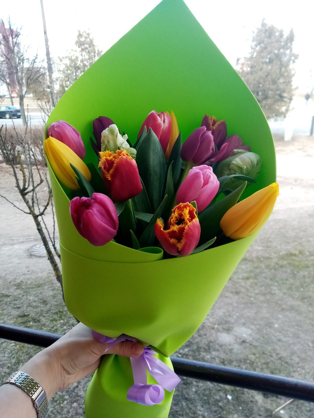 Весенний