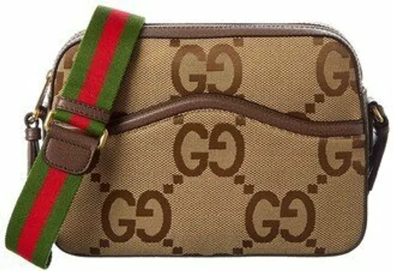 Сумка-мессенджер Gucci с мотивом Jumbo GG