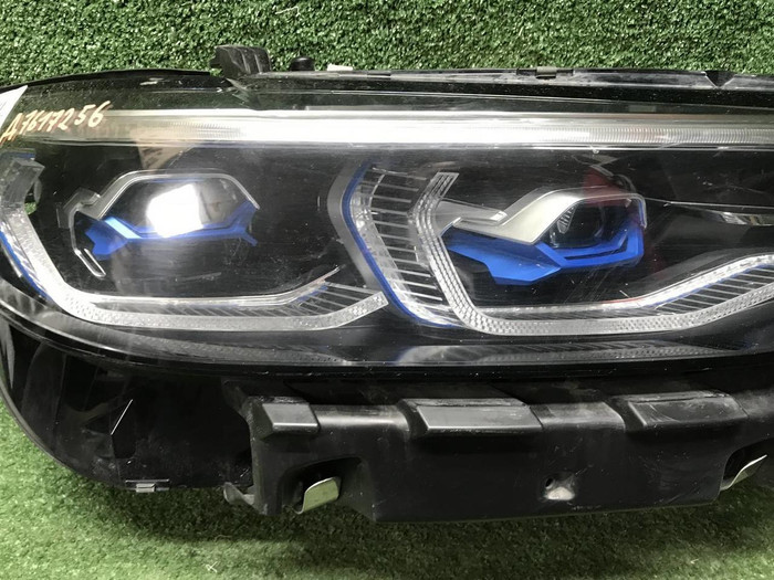 Фара правая BMW X7 G07 (19-22) Laser Light