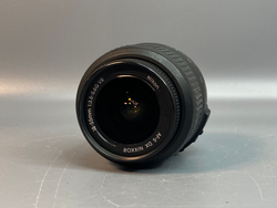 Nikon D3100 Kit 18-55mm 12.234 Кадров