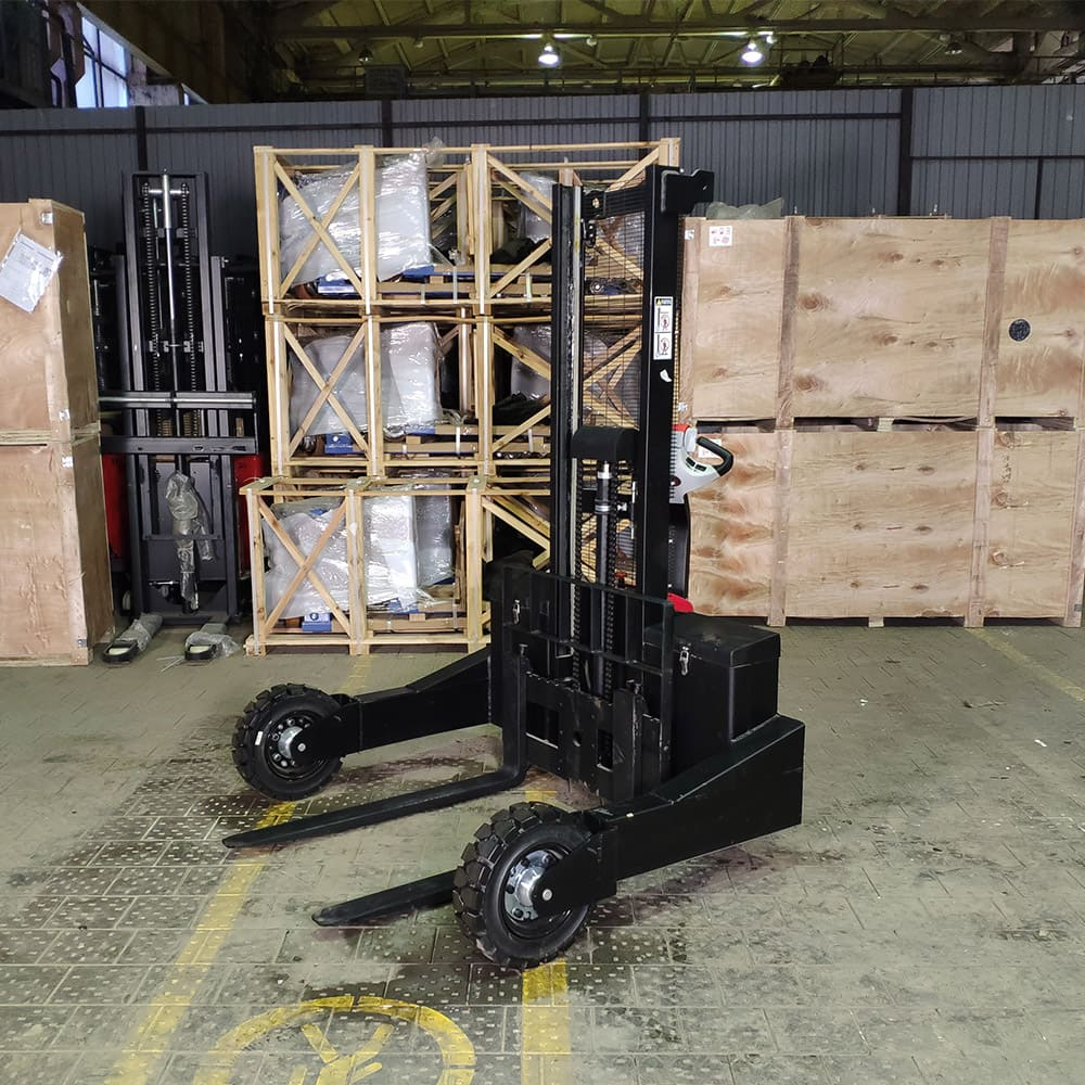 Штабелёр самоходный для бездорожья OXLIFT AX1516RT