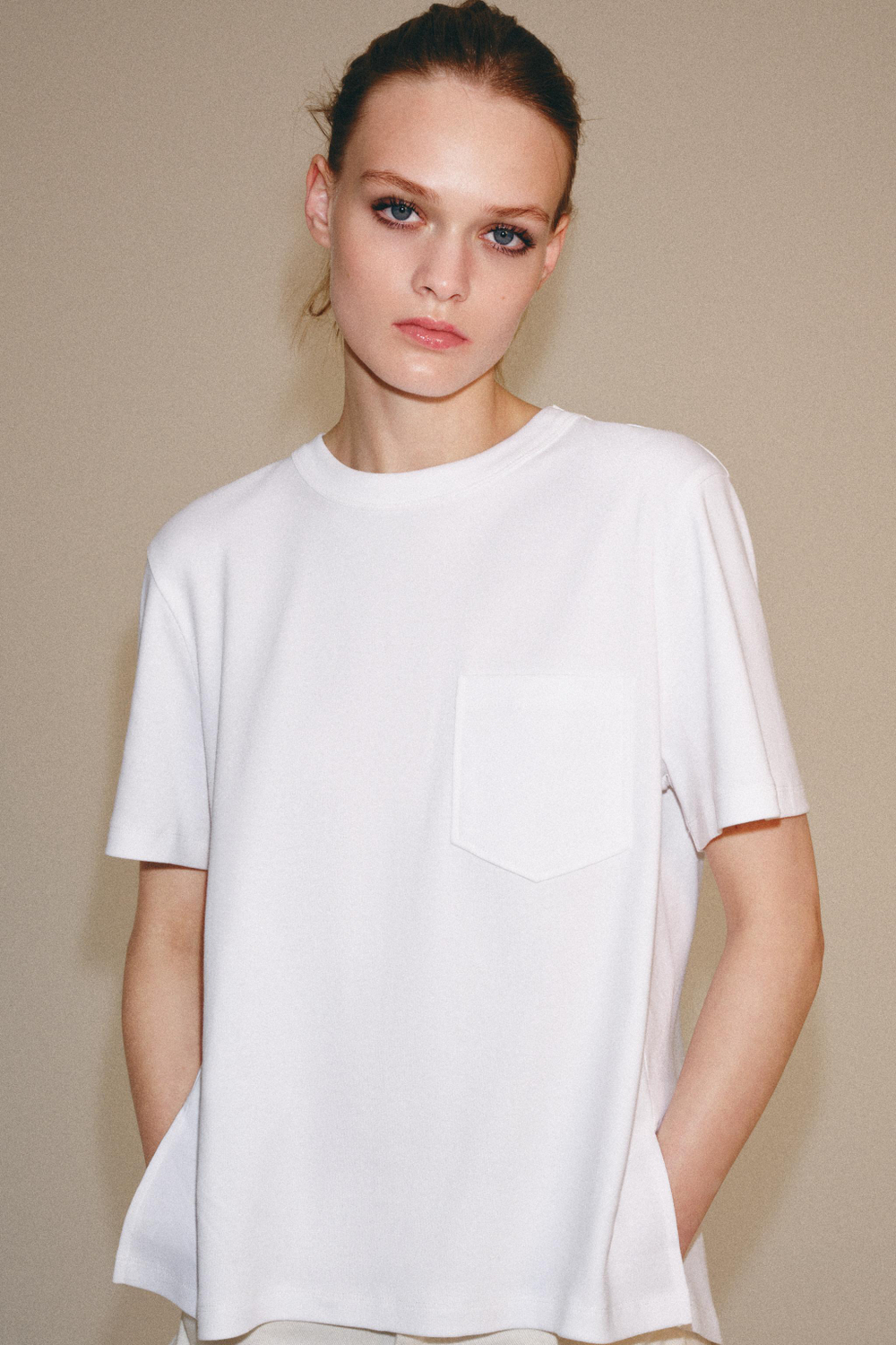ФУТБОЛКА INTERLOCK С КАРМАНОМ — ZARA