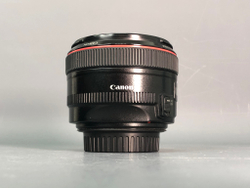Canon EF 50mm f/1.2L USM