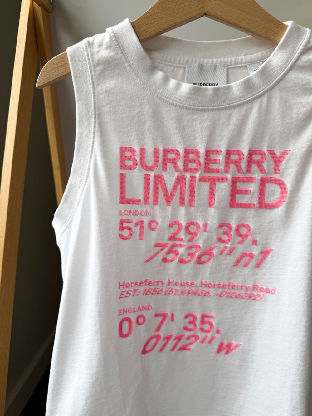 Топ Burberry, 140