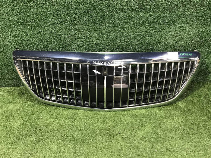 Решетка радиатора Mercedes S x222 (2017-2020) Maybach