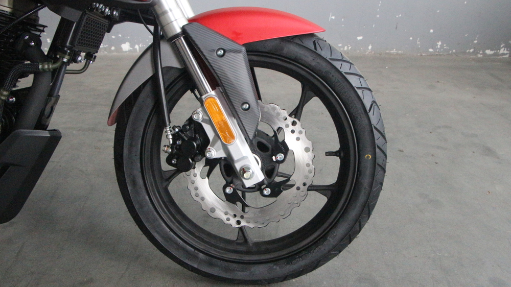 Мотоцикл Loncin CR4 II