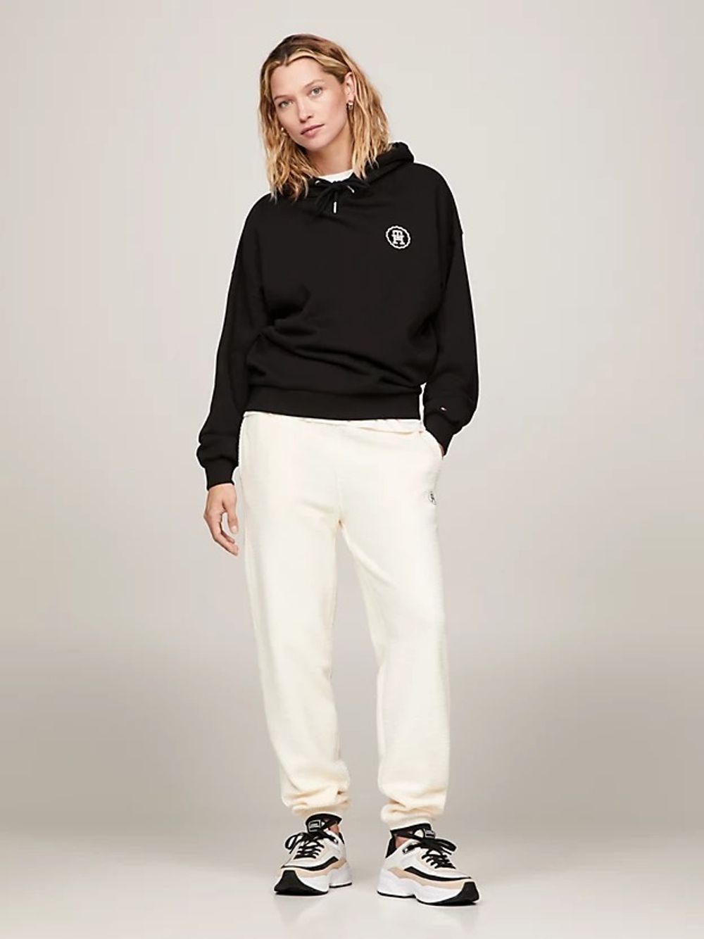 Худи женское TOMMY HILFIGER SMD RLX EMB