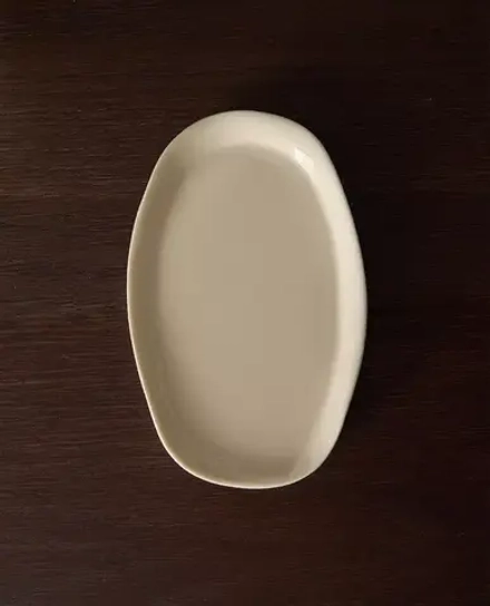 ZARA HOME МЫЛЬНИЦА С РЕЛЬЕФНЫМ УЗОРОМ, БЕЛЫЙ