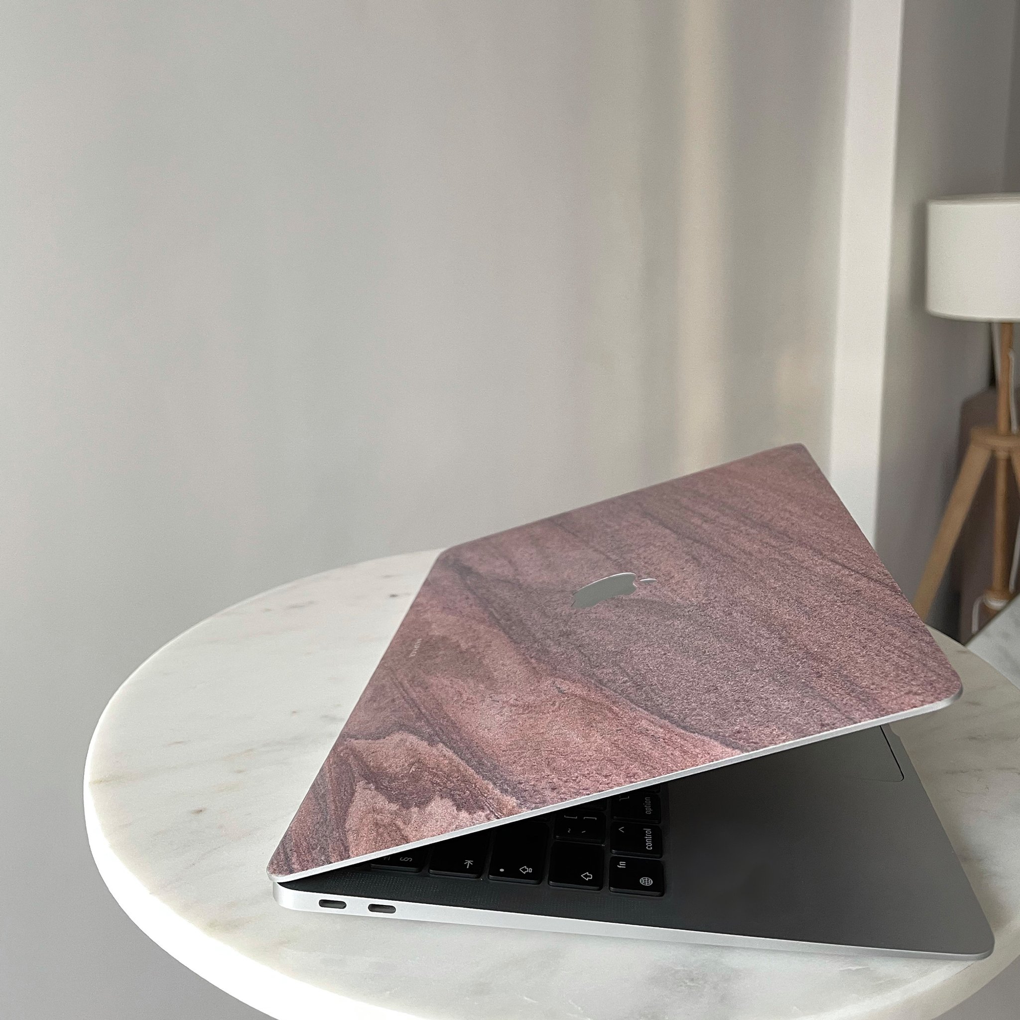 Виниловая наклейка ORION для MacBook