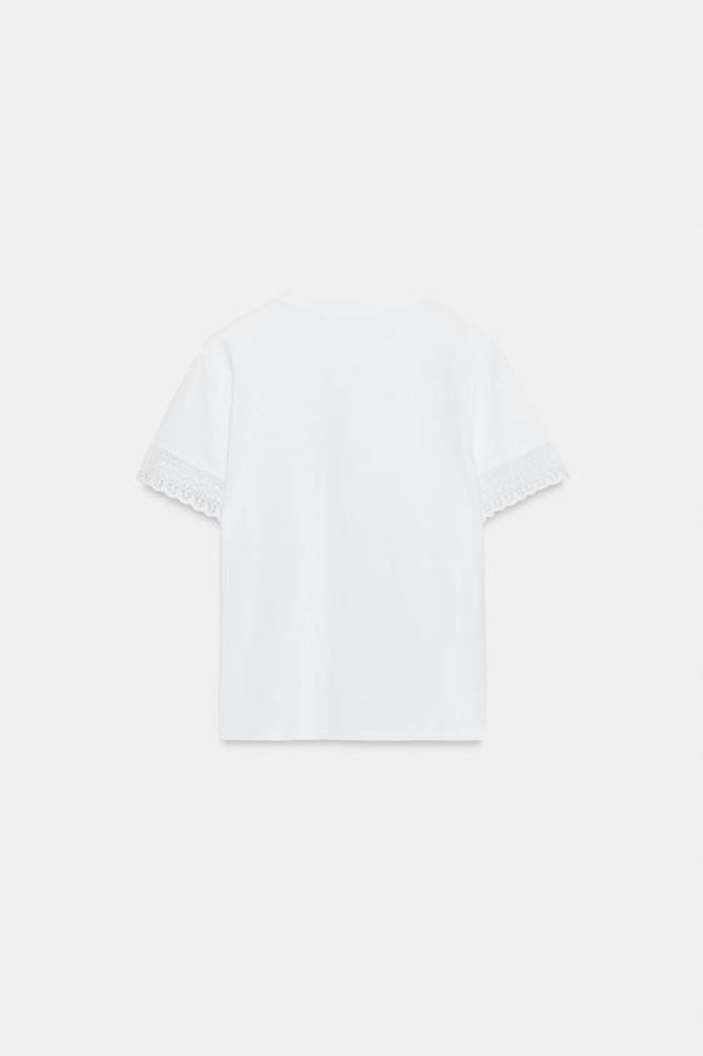 ZARA ФУТБОЛКА С КОРОТКИМИ РУКАВАМИ И ДЕКОРАТИВНОЙ ОТДЕЛКОЙ, БЕЛЫЙ