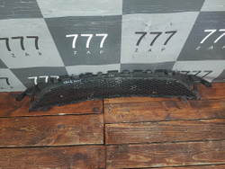 Решетка переднего бампера AMG Mercedes C W205 14-18 Б/У Оригинал A2058852123
