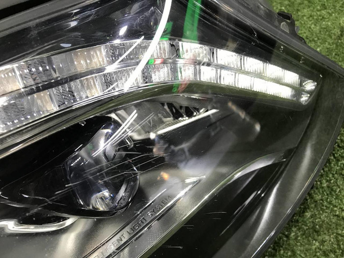 Фара правая Mercedes S W222 (2013-2017) LED