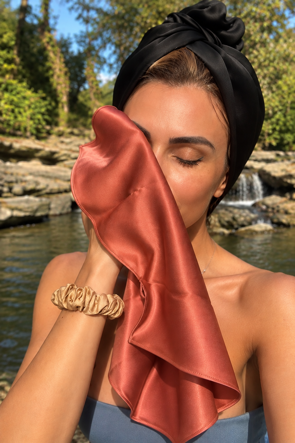 Набор шёлковых полотенец NutriAngel × Lumara Silk