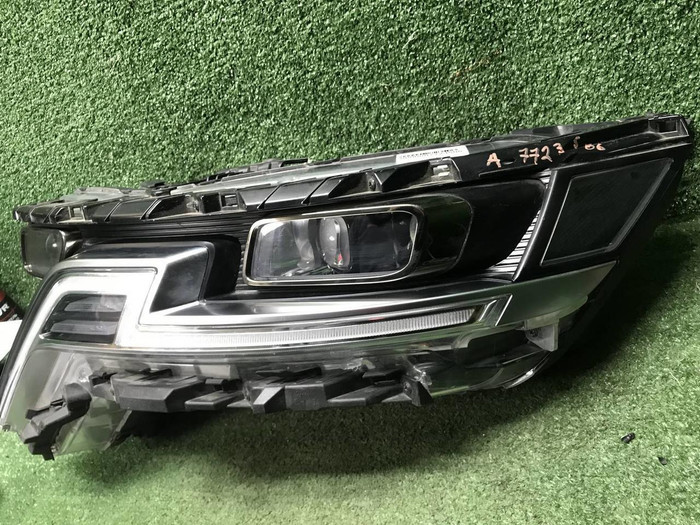 Фара левая Kia Carnival 4 (2020-2023) LED