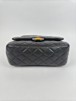 Рюкзак Chanel Black Quilted Lambskin