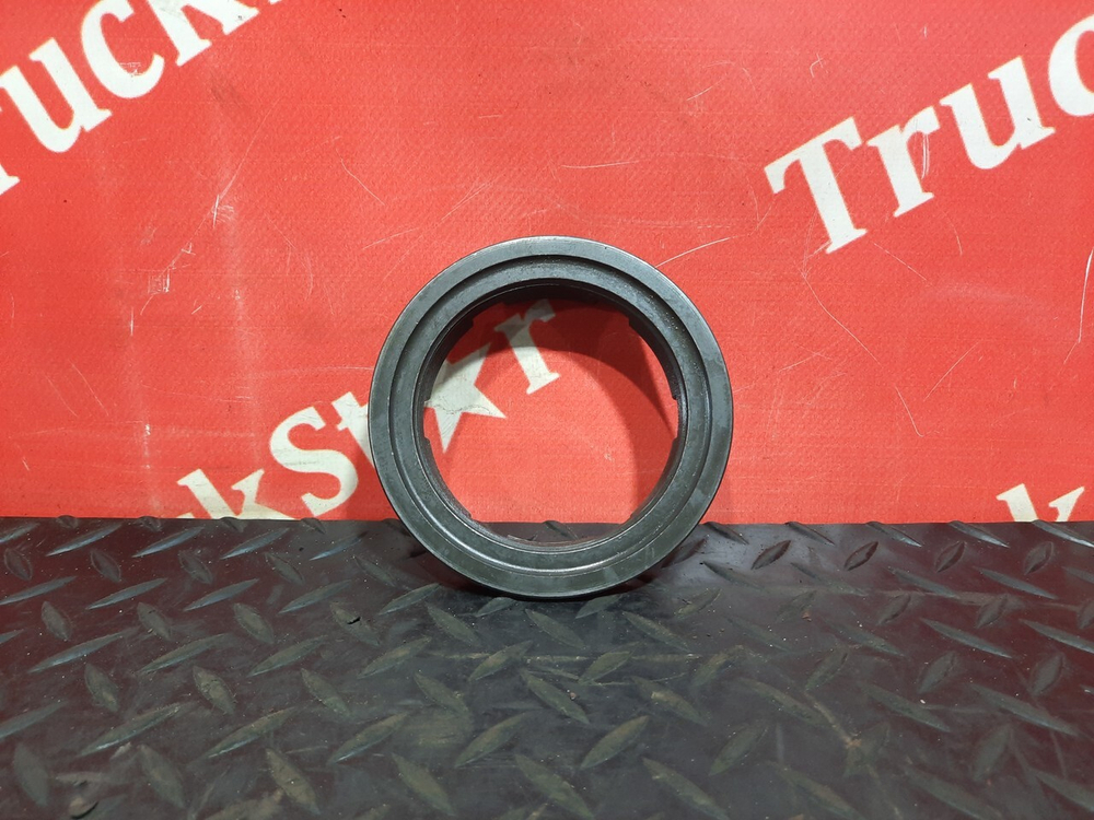Гайка ступицы задней