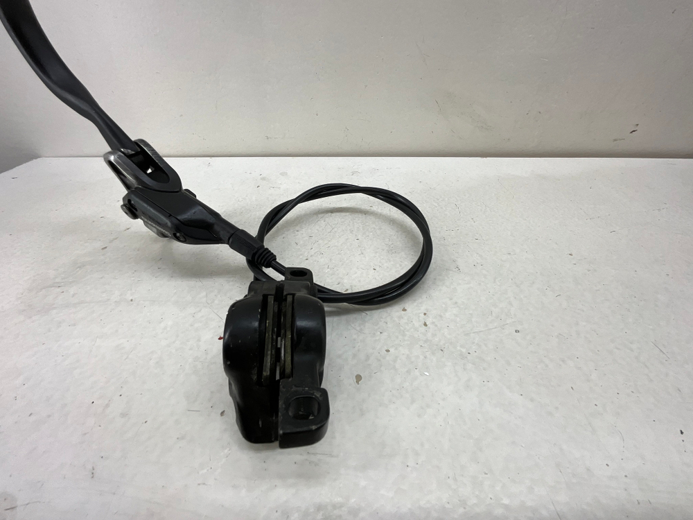 Тормоз для велосипеда Shimano BL-M395 передний
