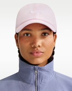 Nike Club Мягкая кепка со значком Swoosh - NIKE