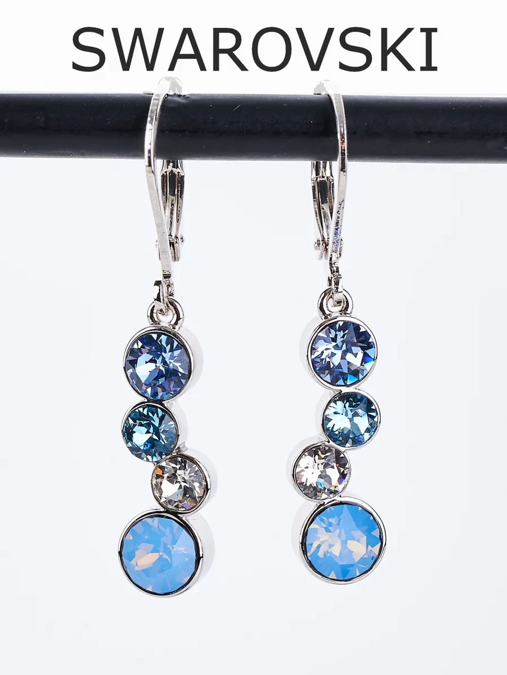 Серьги-подвески Эльза с голубыми кристаллами Swarovski