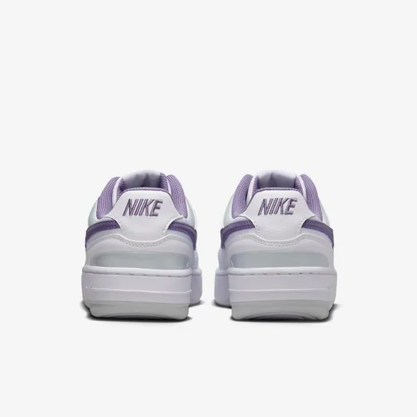 Кроссовки женские NIKE WMNS NIKE GAMMA FORCE