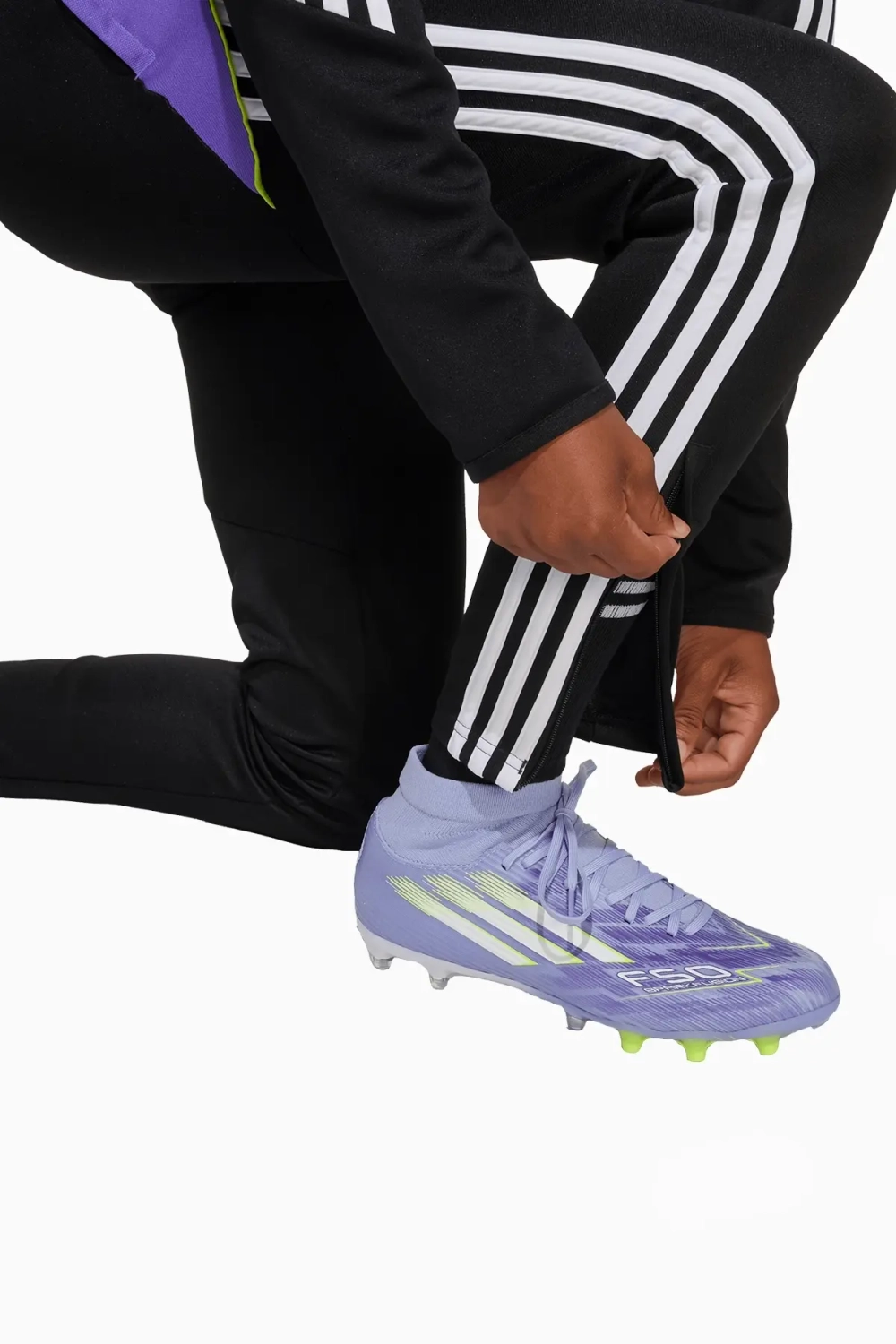 Штаны adidas Tiro 24 Slim Training Junior - черный
