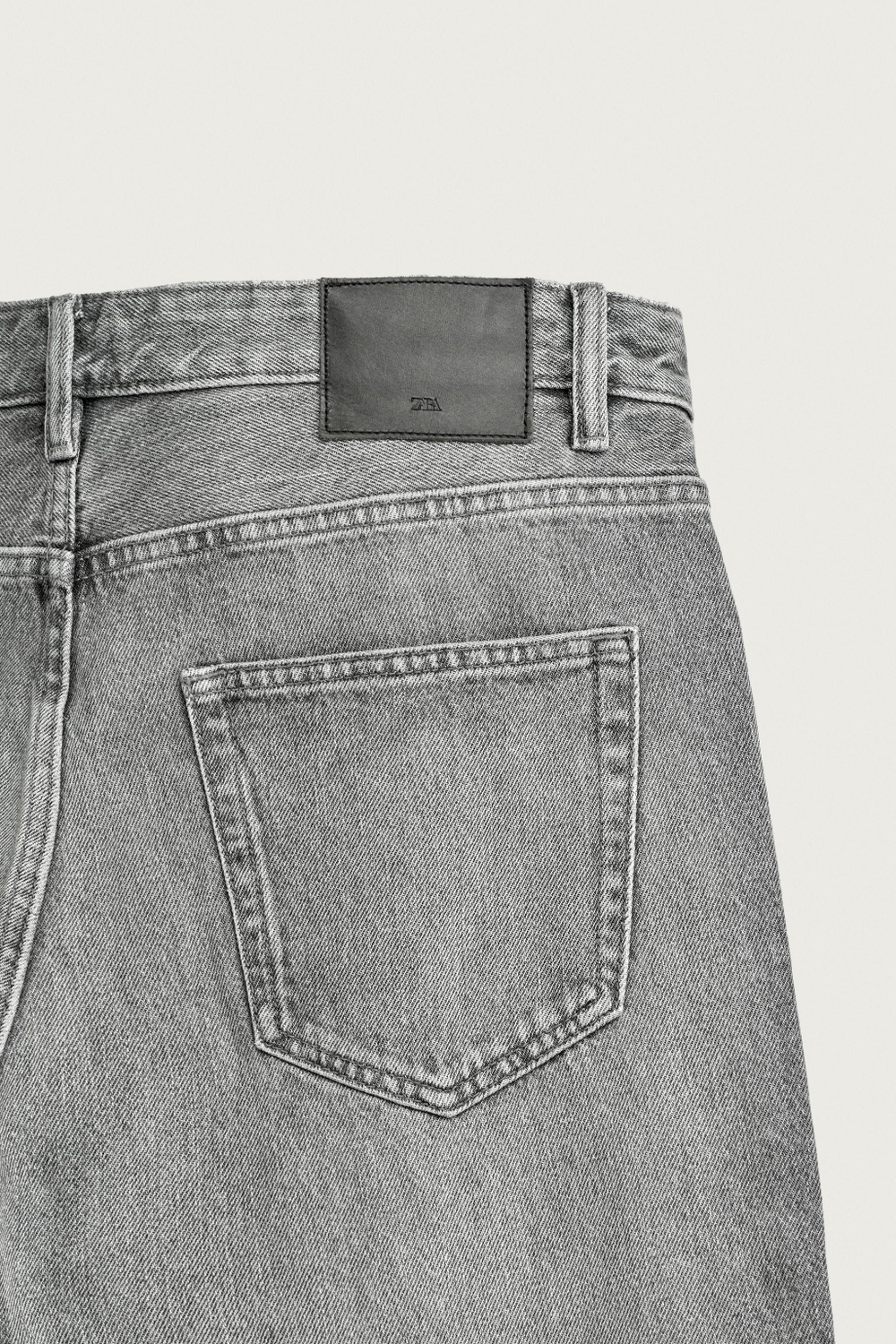 ДЖИНСЫ SLIM TAPERED — ZARA