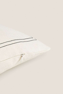 ZARA HOME ОДНОТОННЫЙ ЧЕХОЛ НА ПОДУШКУ С КОНТРАСТНЫМИ КРАЯМИ, ЭКРЮ