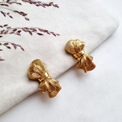 Клипсы Nina Ricci