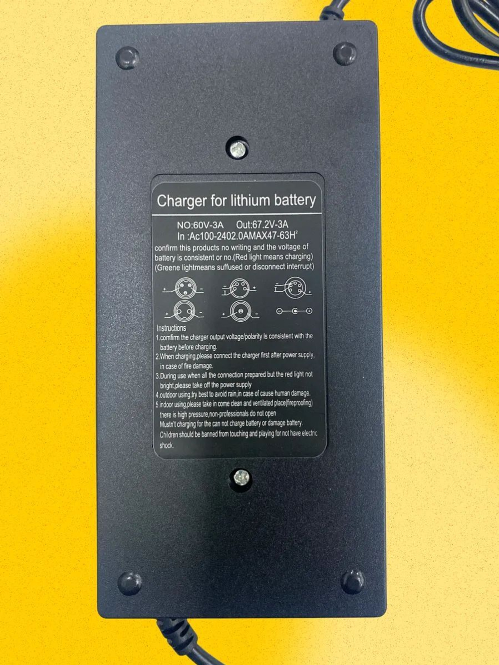 Универсальное зарядное устройство 60V 3A IEC