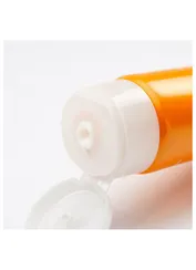 Солнцезащитный крем SPF 15 для лица и тела