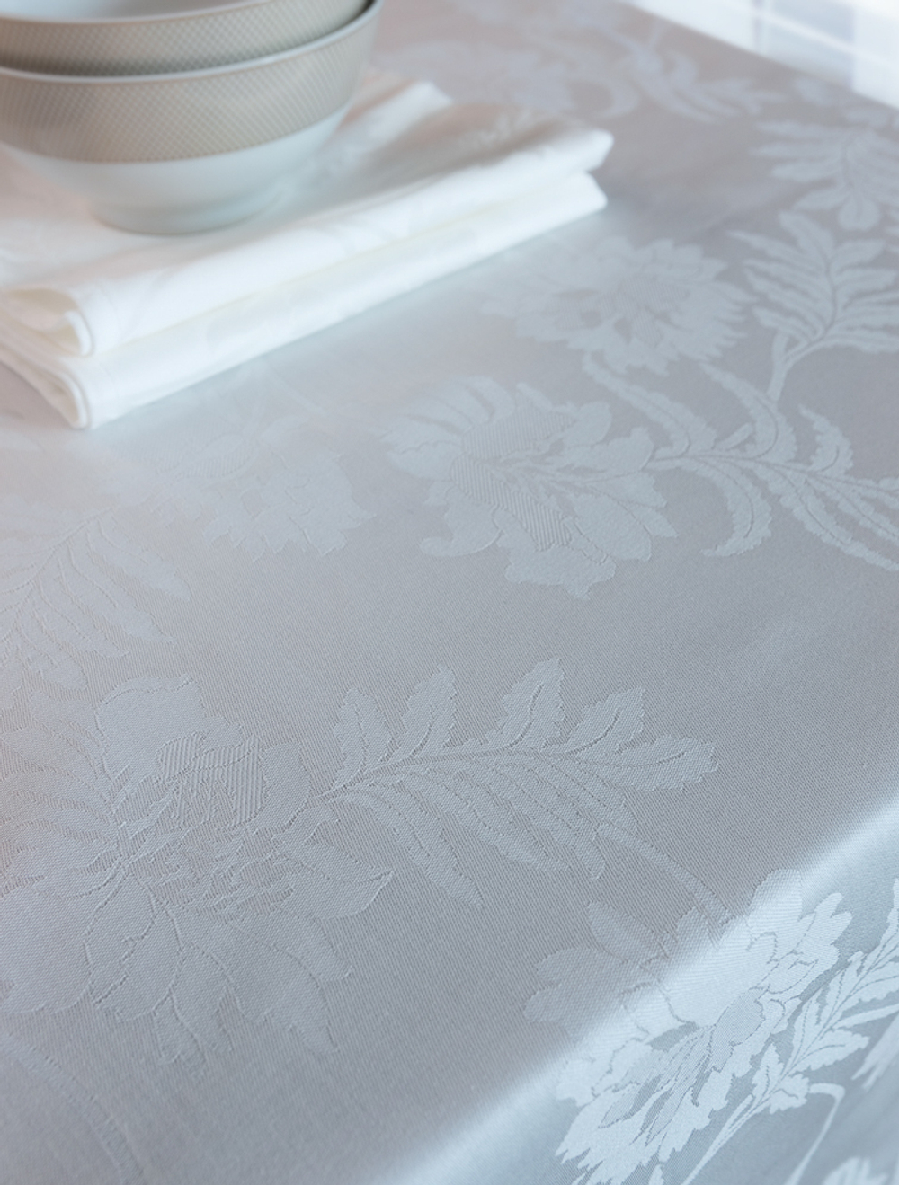 Скатерть 160х270 и 12 салфеток Vallesusa Arles 14463 белые