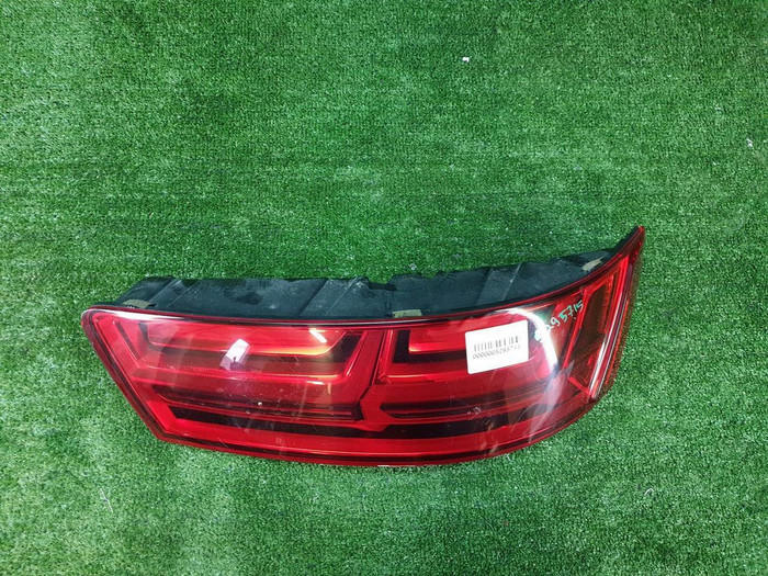 Фонарь правый Audi Q7 2 (2015-2019)