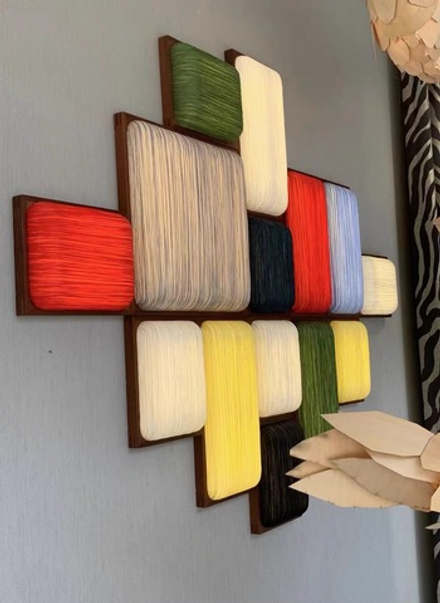 Wall design lamp Simon Says by Aqua Creations Studio