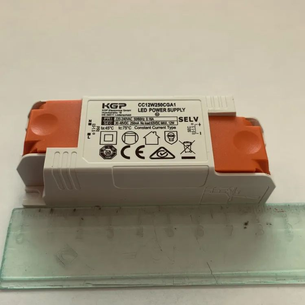 Блок питания KGP Electronics GmbH CC10W250CGA1 с постоянным током 250mA для мощных светодиодов KGP CC12W250CGA1, 250mA, 30-48VDC