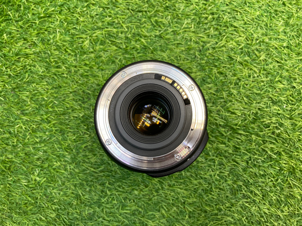 Canon EF-S 17-85mm 4-5.6 IS USM
