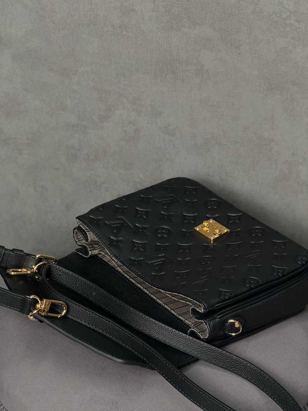 Сумка Louis Vuitton