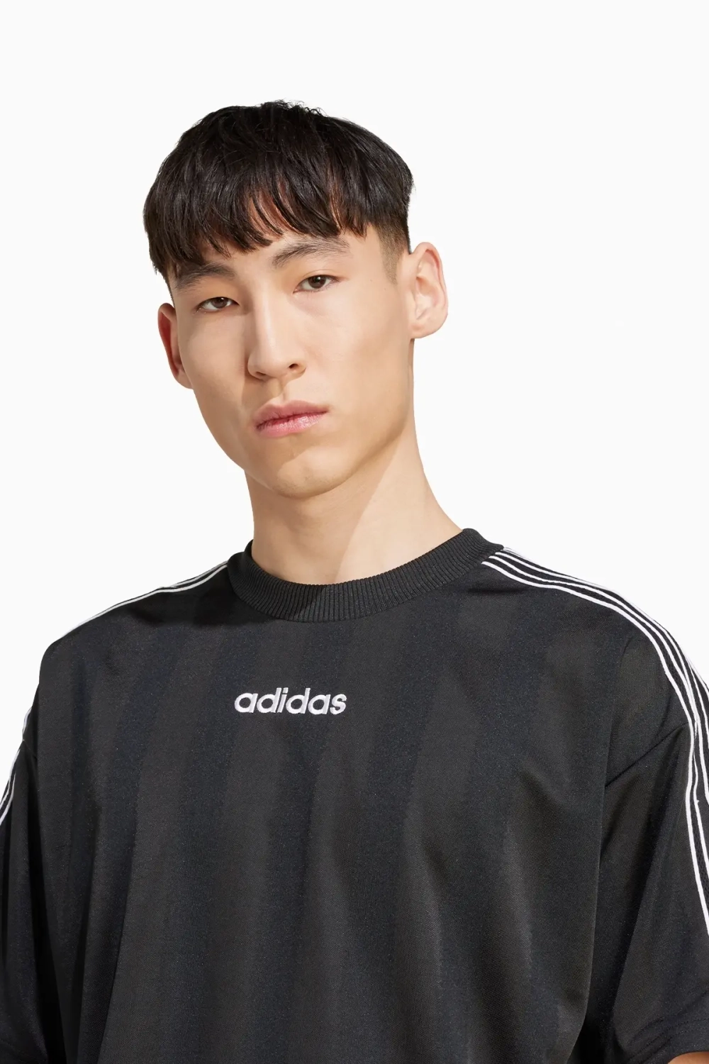 Футболка adidas 90s Stripe - черный