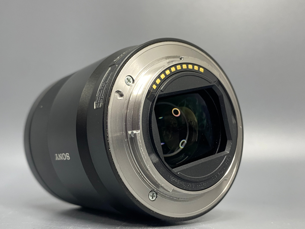 Sony FE 55mm 1.8 ZA* Carl Zeiss Sonnar T SEL55F18Z