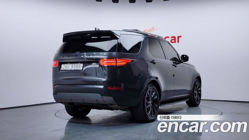 Land Rover Discovery 3.0 SD6 HSE Luxury — 2019