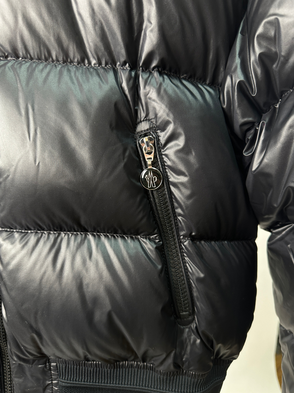 Пуховик Moncler