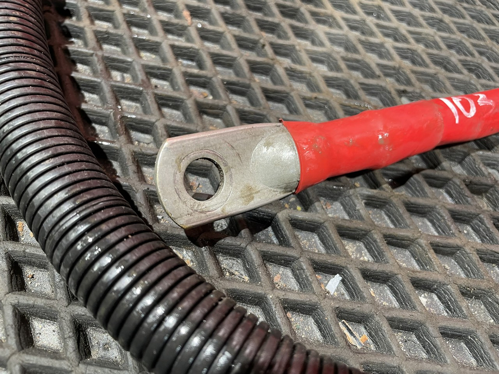 Провод силовой 1030 мм / 15 мм
