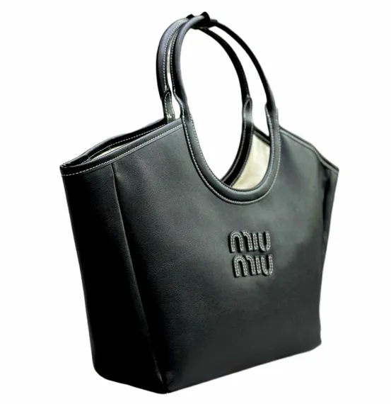 Кожаная средняя сумка Miu Miu Ivy черный