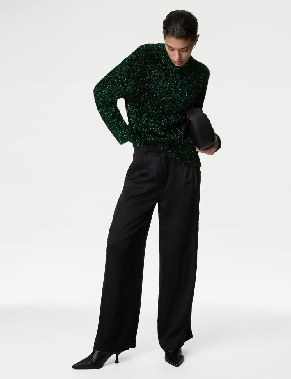Свитер с круглым вырезом и блестящими деталями - Marks & Spencer